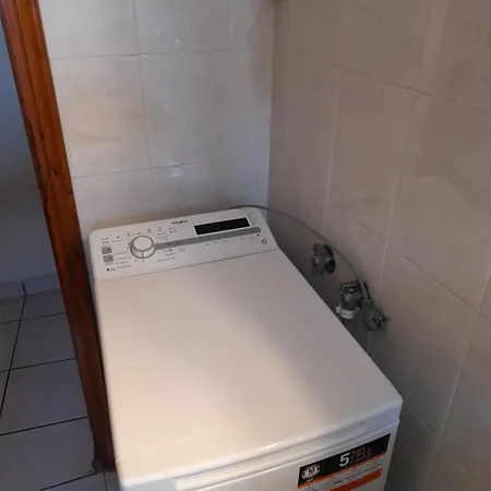 Real αληθινή διαμονή Апартаменты